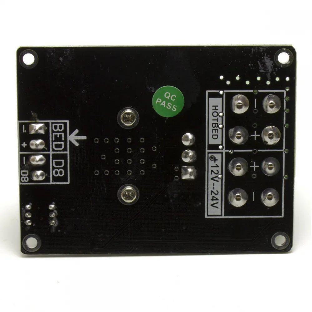 Serigrafía inferior del BIQU116-A2 con conexiones HOTBED, alimentación de 12 a 24 V y entradas BED y D8