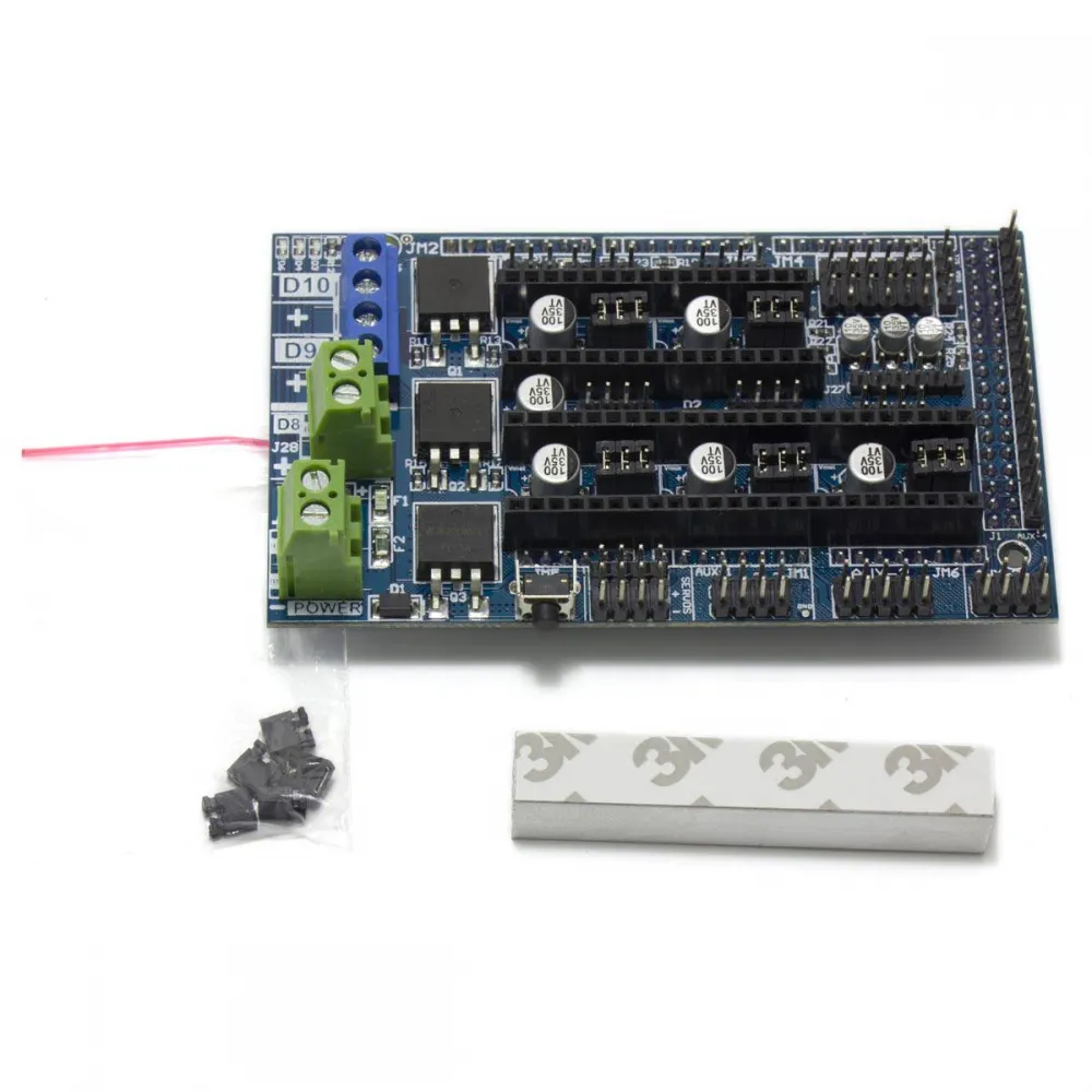 Conjunto fotografiado de RAMPS 1.6 con jumpers y disipador separado, sin Arduino ni drivers instalados