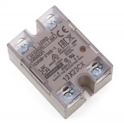 Relé de estado sólido Omron G3NB-210B-1 — 10 A, entrada 5–24 V CC y salida 24–220 V CA