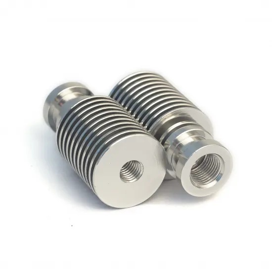 Disipador V6 para extrusión Bowden con rosca M7 y guía para tubo PTFE