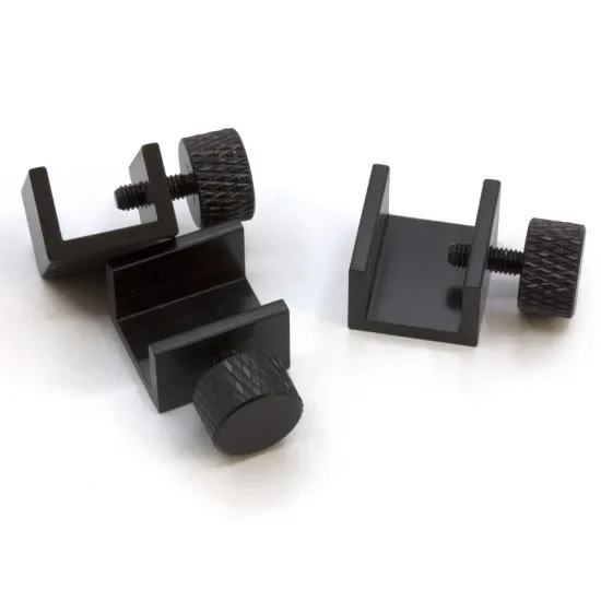 Clip metálico negro ajustable con tornillo para cristal y cama caliente - abertura 10 mm
