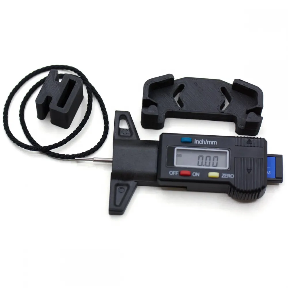Medidor digital comparativo de tensión para correas GT2 con soporte y retorno elástico