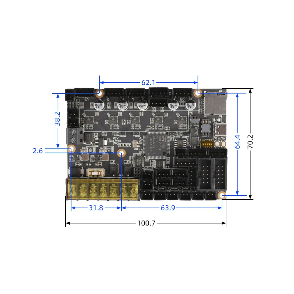 Plano dimensional oficial del formato FLY E3 PRO Ultra de 100,7 por 70,2 mm y cotas de fijación